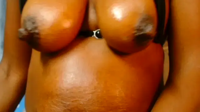 Snapshot of DarkSultryxxxx chatting on November 5, 2:36 am DarkSultryxxxx online show from November 5, 2:36 am