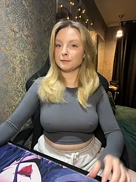 Lina ly online show from November 4, 9:07 pm