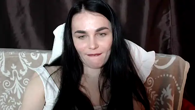 Snapshot of Silviaa chatting on March 12, 10:39 pm Silviaa online show from March 12, 10:39 pm