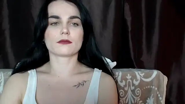 Snapshot of Silviaa chatting on March 12, 7:36 pm Silviaa online show from March 12, 7:36 pm