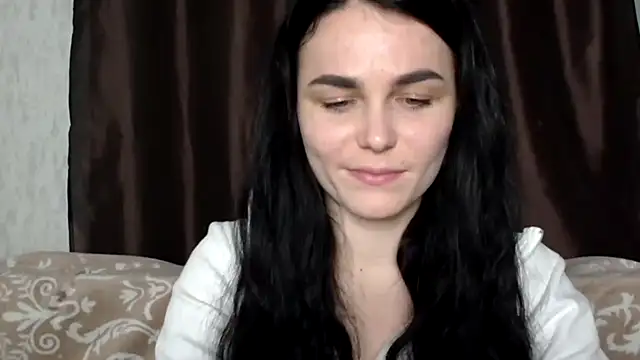 Snapshot of Silviaa chatting on March 4, 10:05 pm Silviaa online show from March 4, 10:05 pm