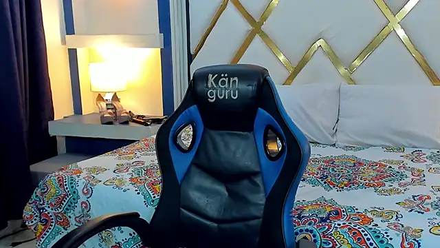 Sasha rd online show from April 10, 1:40 pm