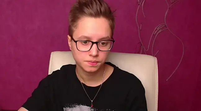 Bella Swannn online show from March 14, 6:39 pm