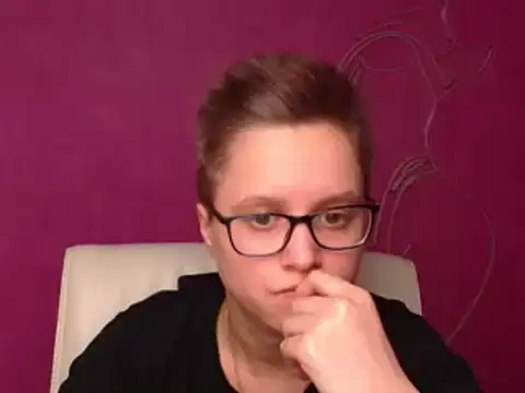 Bella Swannn online show from March 15, 12:47 am