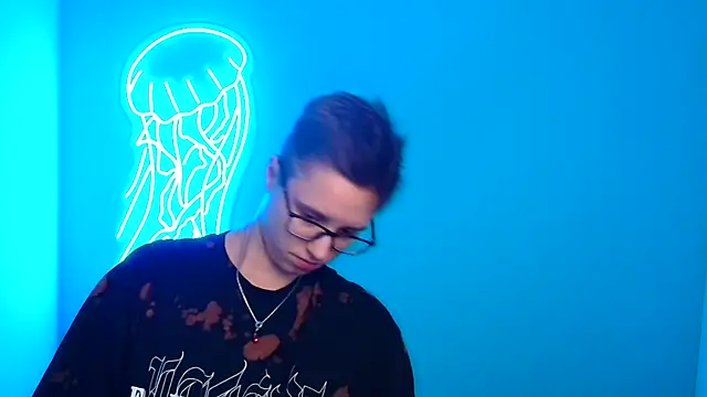 Bella Swannn online show from March 13, 9:48 pm