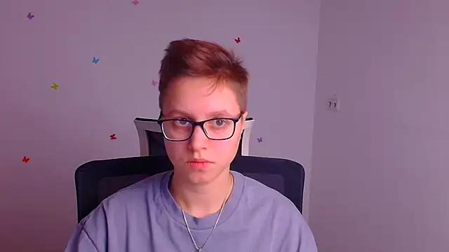 Bella Swannn online show from March 18, 9:43 pm