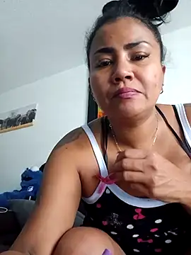 Ariana Rodriguez online show from November 10, 2:33 pm