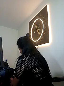 Ariana Rodriguez online show from April 19, 4:52 pm