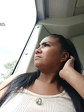 Ariana Rodriguez online show from May 15, 2:37 pm