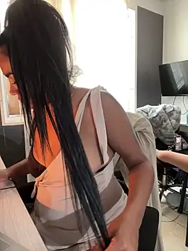 Ariana Rodriguez online show from January 5, 5:27 pm