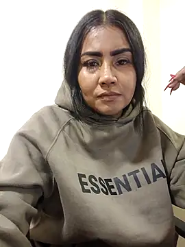 Ariana Rodriguez online show from March 24, 6:30 pm