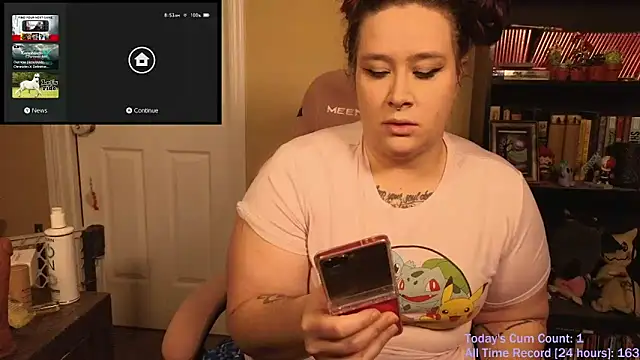 Snapshot of VioletNova chatting on February 26, 1:55 pm VioletNova online show from February 26, 1:55 pm