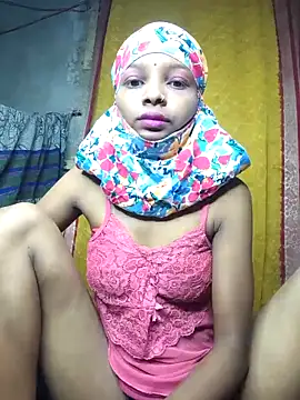 Cutesoma01 online show from May 8, 10:46 pm