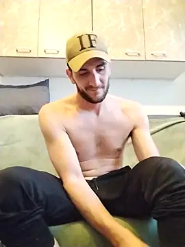 Snapshot of Anthopassif84 chatting on March 22, 4:37 pm Anthopassif84 online show from March 22, 4:37 pm