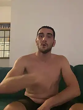 Snapshot of Anthopassif84 chatting on June 18, 11:21 pm Anthopassif84 online show from June 18, 11:21 pm