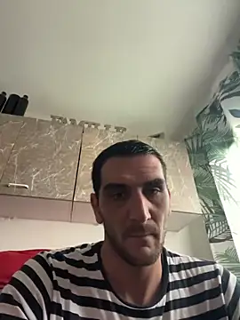 Snapshot of Anthopassif84 chatting on November 6, 11:25 am Anthopassif84 online show from November 6, 11:25 am