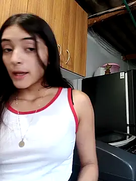 Snapshot of Valen_Person chatting on October 21, 9:14 pm Valen Person online show from October 21, 9:14 pm