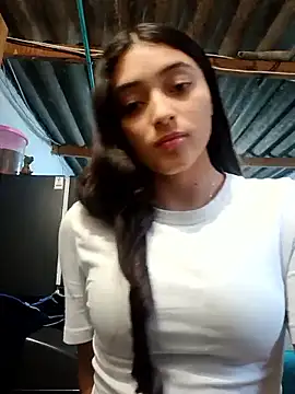 Snapshot of Valen_Person chatting on November 7, 10:13 pm Valen Person online show from November 7, 10:13 pm