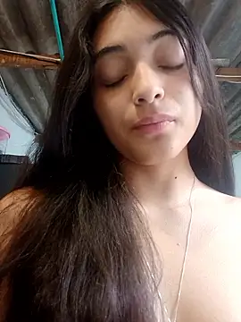 Snapshot of Valen_Person chatting on November 13, 6:12 pm Valen Person online show from November 13, 6:12 pm