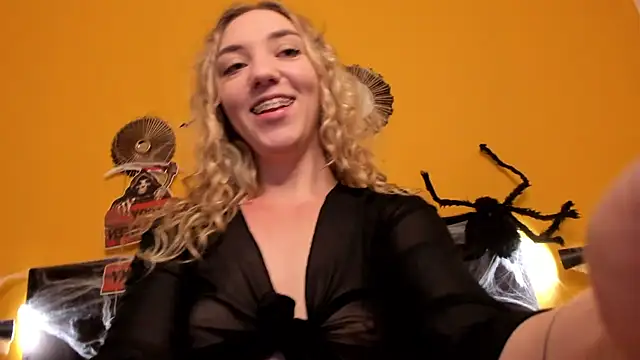 Jessie Curlyy online show from October 24, 1:37 am