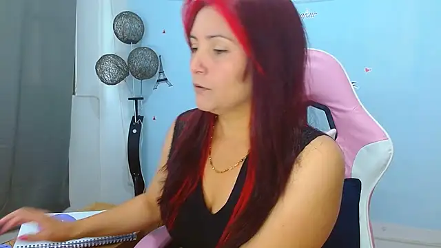Snapshot of nanis_milf chatting on July 10, 2:50 pm nanis milf online show from July 10, 2:50 pm