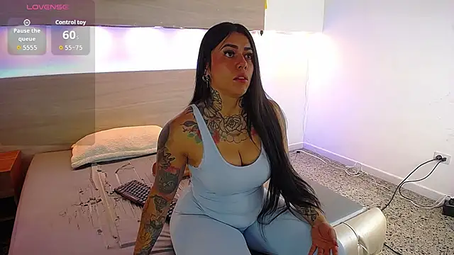 Cristal Velle online show from October 7, 12:28 pm