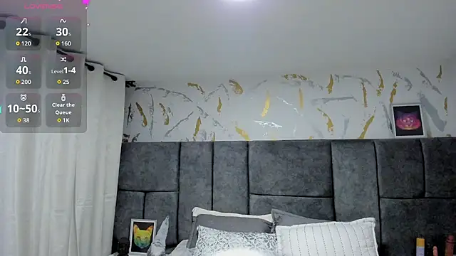 Snapshot of Cristal_Velle chatting on November 28, 12:38 pm Cristal Velle online show from November 28, 12:38 pm