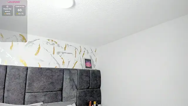 Cristal Velle online show from February 5, 1:29 pm