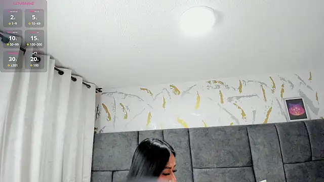 Snapshot of Cristal_Velle chatting on November 20, 12:39 pm Cristal Velle online show from November 20, 12:39 pm