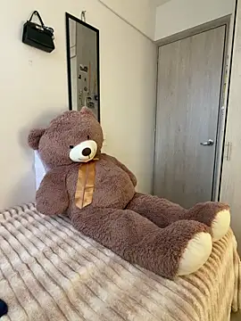 ZaraLuuv online show from March 18, 6:09 pm