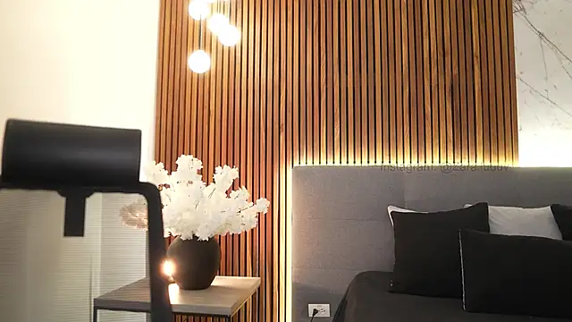 ZaraLuuv online show from November 7, 3:16 pm