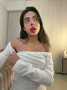 ZaraLuuv online show from March 21, 6:12 pm