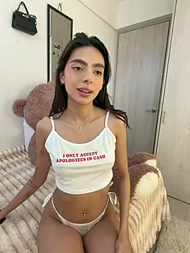 ZaraLuuv online show from April 4, 6:03 pm