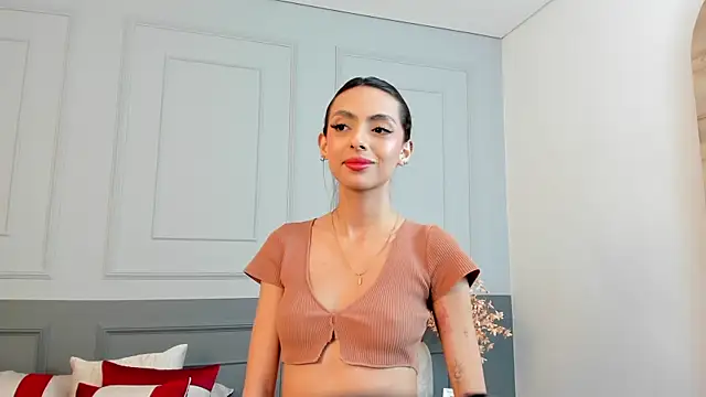 ZaraLuuv online show from December 13, 8:04 pm