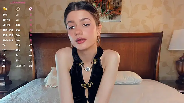 CathrynCovil online show from November 14, 8:18 am