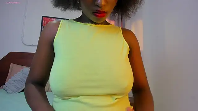 Liz ortega30 online show from April 9, 12:11 pm