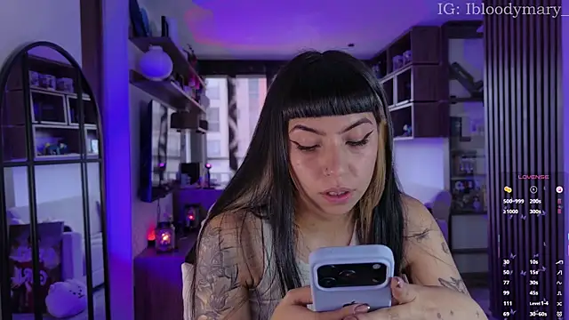 Snapshot of Saraa_Desiree chatting on June 1, 7:57 pm Saraa Desiree online show from June 1, 7:57 pm