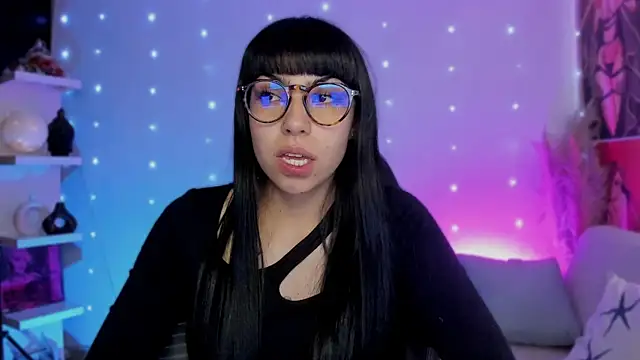 Saraa Desiree online show from October 23, 7:23 pm