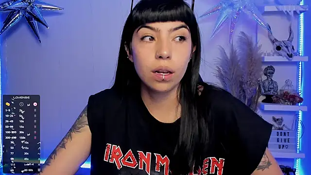 Saraa Desiree online show from March 6, 2:09 am