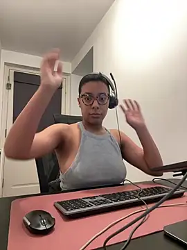 Melia Rayne online show from March 6, 10:32 am