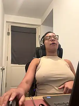 Melia Rayne online show from December 22, 11:21 am