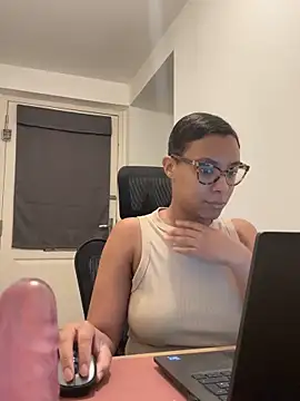 Melia Rayne online show from December 4, 11:42 am