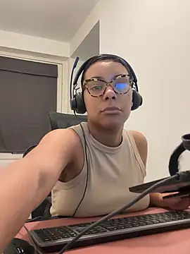 Melia Rayne online show from February 10, 10:47 am