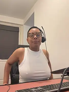 Melia Rayne online show from March 2, 11:50 am