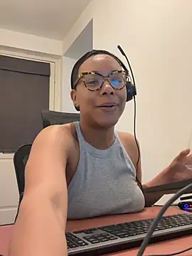 Melia Rayne online show from March 25, 10:14 am