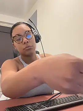 Melia Rayne online show from March 20, 10:38 am