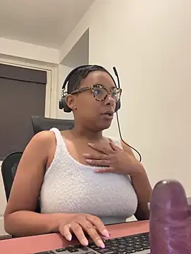 Melia Rayne online show from May 13, 9:49 am