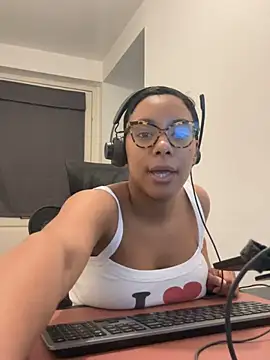 Melia Rayne online show from February 13, 10:37 am