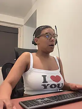 Melia Rayne online show from April 3, 11:05 am