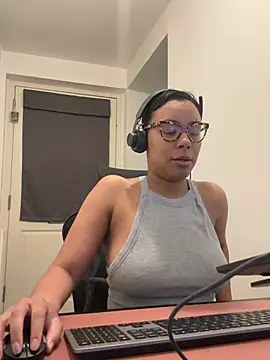 Melia Rayne online show from February 16, 11:09 am